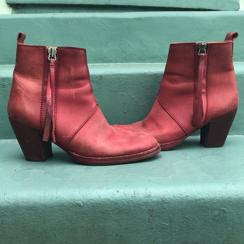 Acne Pistol boots red leather size 9 (39 EU)